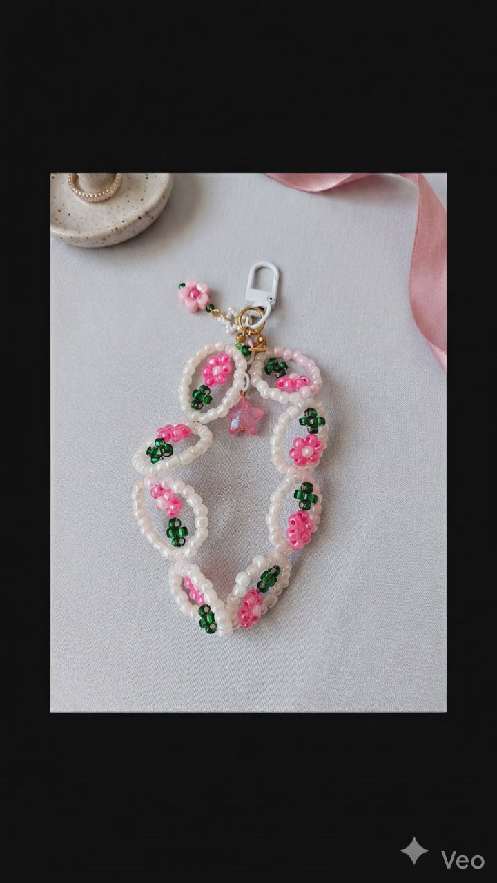 Jardín de cristal - Phone Strap Blossom🌸✨